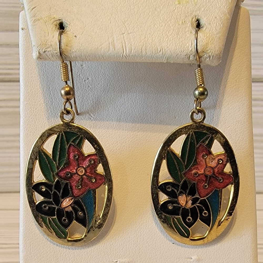 Vintage Floral Cloisonne Enamel Gold Tone Oval Dangle Pierced Earrings